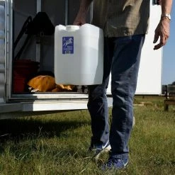 5 Gal. Happy Horse Water Tote by Harris -Cheap Bird & Wildlife Supplies Store harris accessories hhwater 5 31 1000