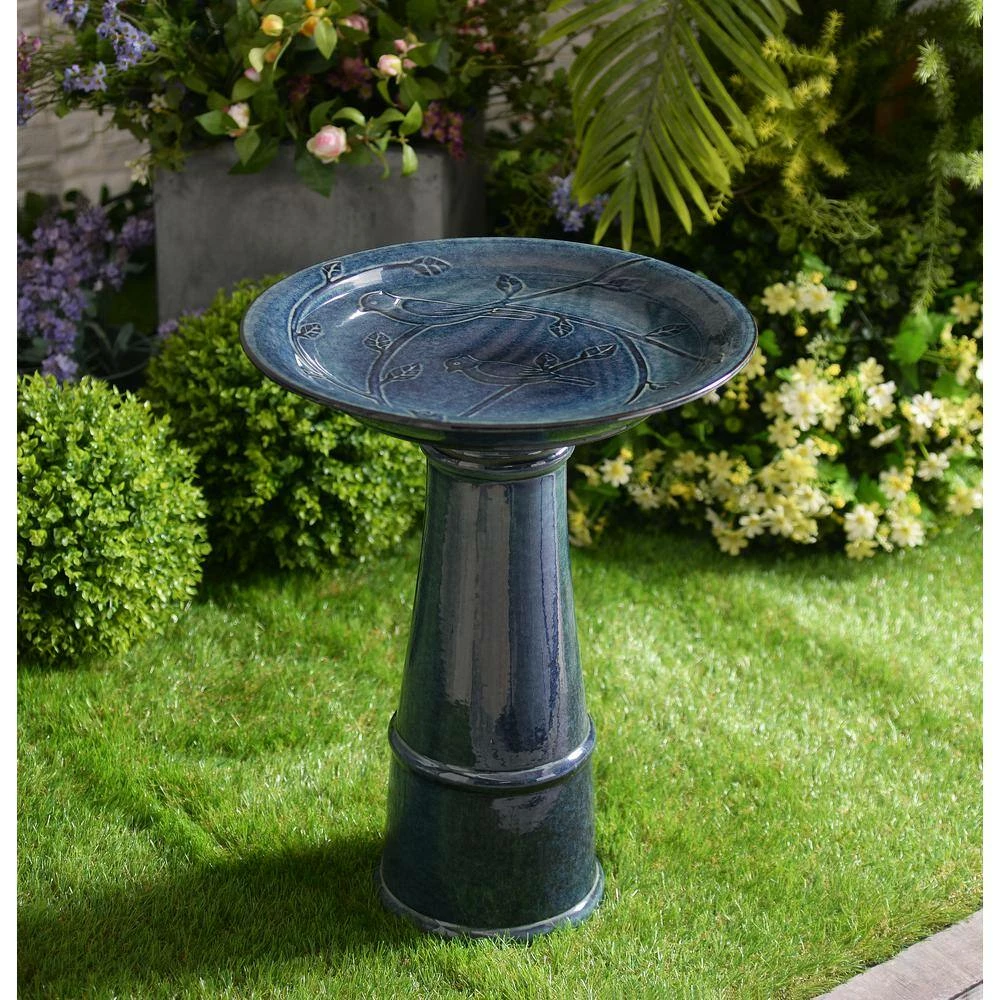 Odani Ceramic Round Birdbath by Manor Brook 6 Odani Ceramic Round Birdbath by Manor Brook - Image 6