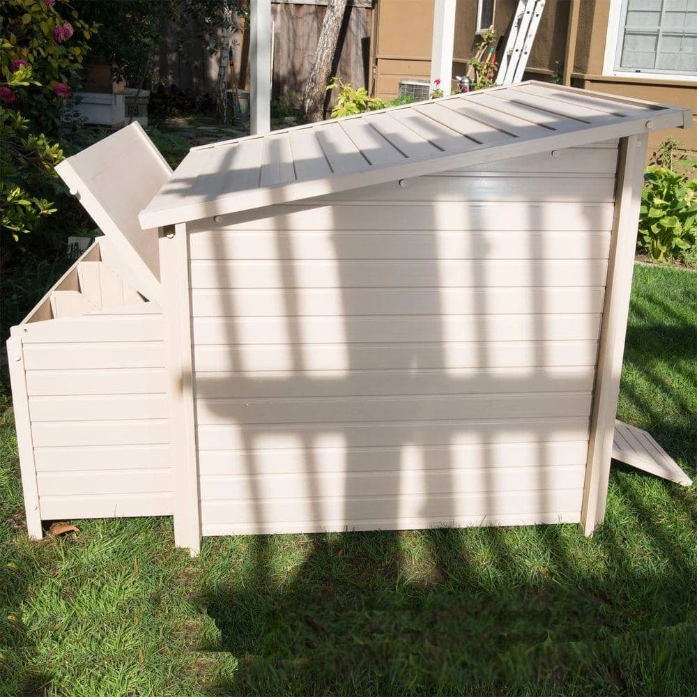Fontana ECOFLEX Tan Jumbo Chicken Barn by New Age Pet 3 Fontana ECOFLEX Tan Jumbo Chicken Barn by New Age Pet - Image 3